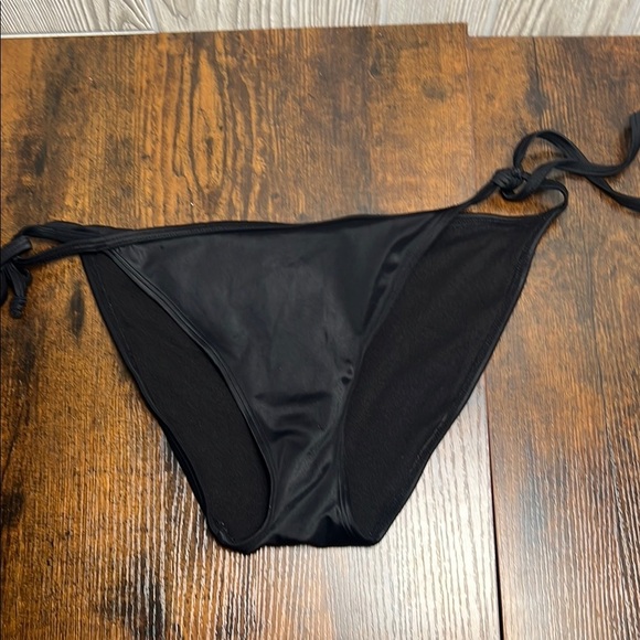 Victoria's Secret Black Bikini with Side Ties Size Medium - Picture 1 of 4